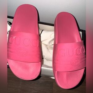Gucci Pink Sandals